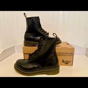 Dr Martens 1460 8 Eyelet Boot